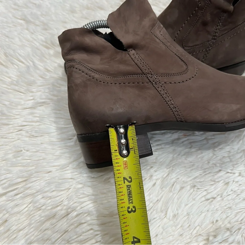 Paul Green Boston booties‎ size 8
